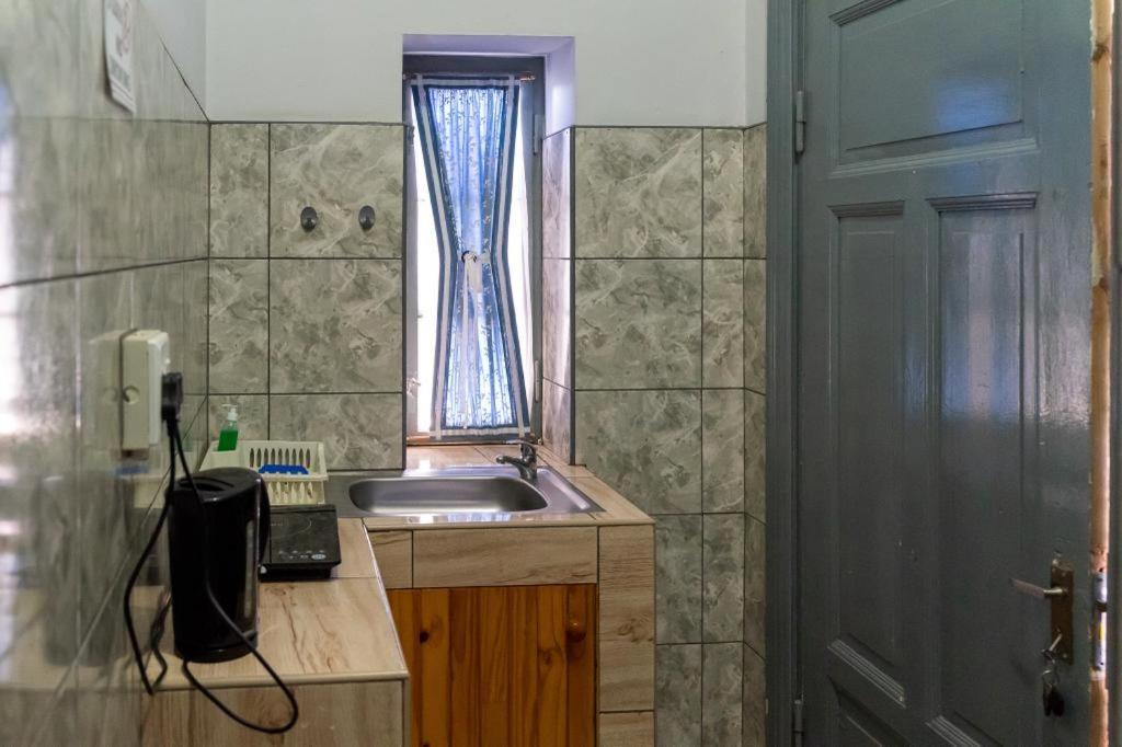 Keetmanshoop Self-Catering Hotel Exterior photo
